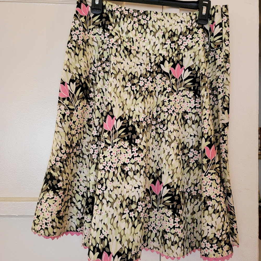 Light and Bright, Flirty Skirt